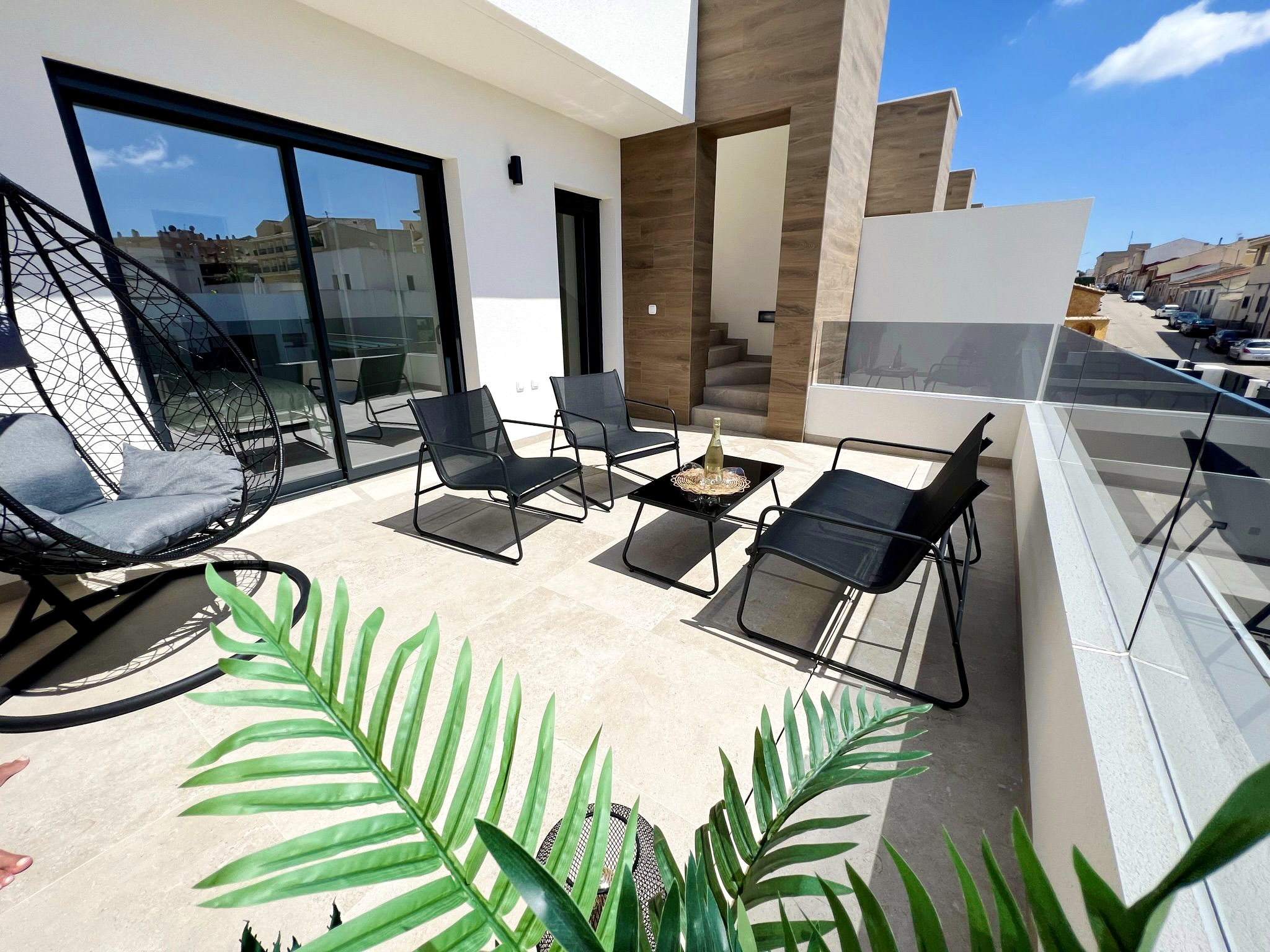 1632b804-5e19-45cd-8d2e-23d65397cd71