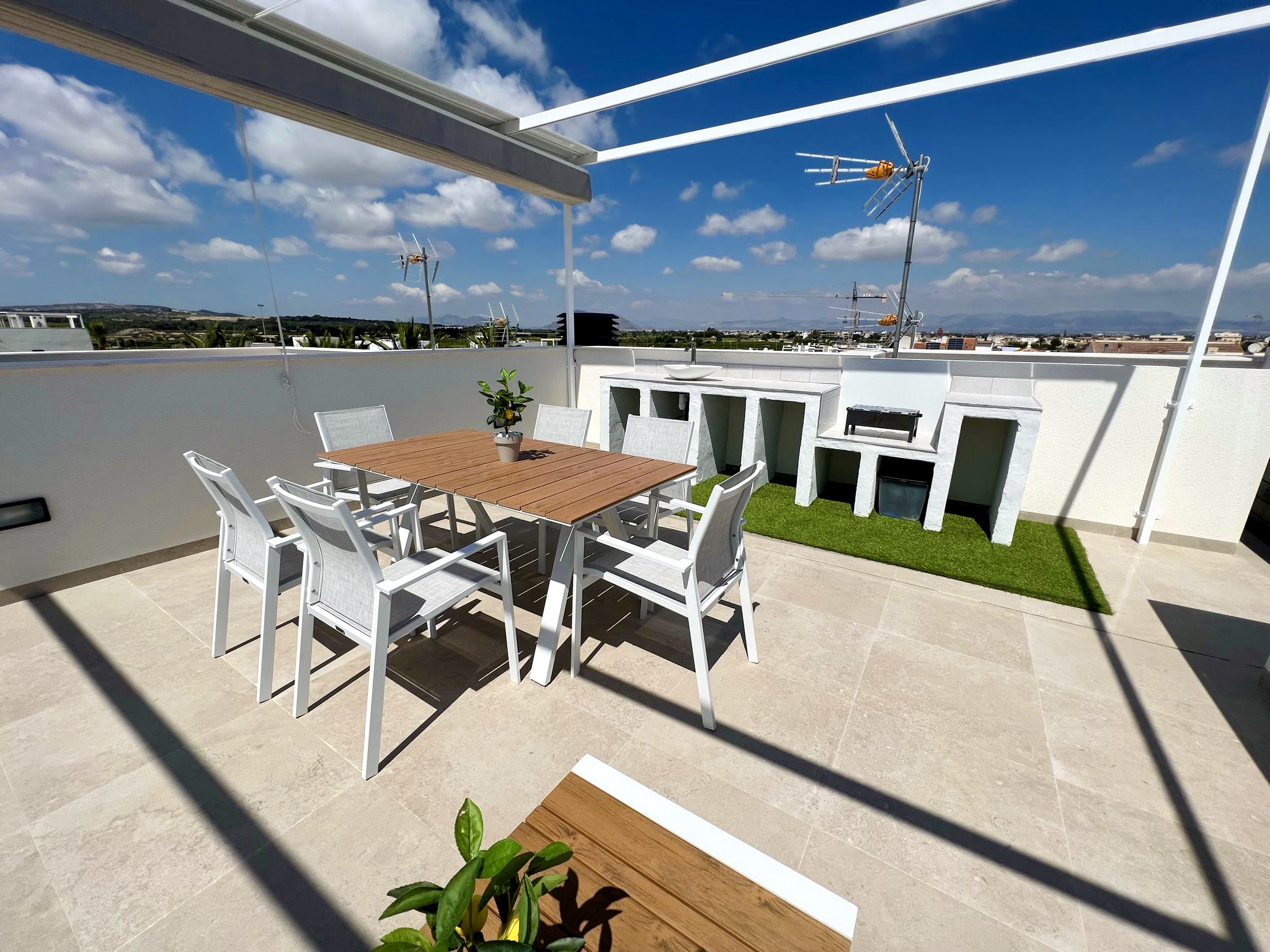 2998589c-6aa2-4b78-8255-68f11a087df6